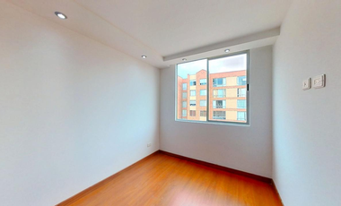 SE VENDE APARTAMENTO MADRID HACIENDA CASA BLANCA LA HERRERIA