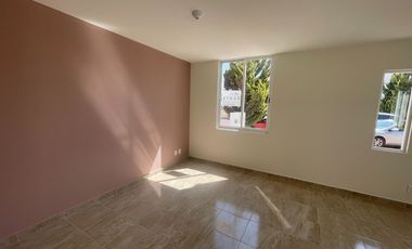 RENTA CASA EN CONDOMINIO FLORESTA CD MADERAS EL MARQUES