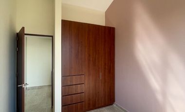 RENTA CASA EN CONDOMINIO FLORESTA CD MADERAS EL MARQUES