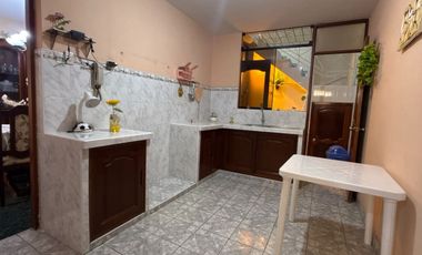 VENTA CASA URB. SAN ISIDRO I ETAPA - TRUJILLO