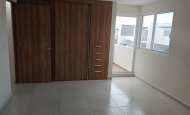 EN RENTA BONITA CASA EN RESIDENCIAL VIVANTA AL NORTE DE AGUASCALIENTES