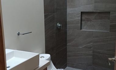 EN RENTA BONITA CASA EN RESIDENCIAL VIVANTA AL NORTE DE AGUASCALIENTES