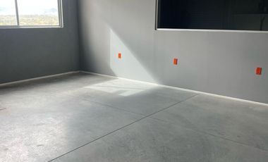 Nave Industrial San Francisco de Los Romo IV superficie 32872.65m2 con 15.000 mt techados