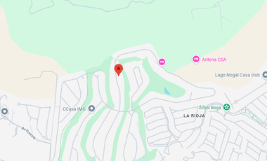 Casa ubicada en Condominio Club de Golf Santa Anita, Jalisco. Con 6 recamaras y 803m2. Muy Cerca de Galerías Santa Anita.