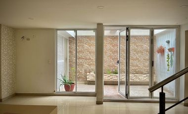 CASA EN VENTA  SECTOR CIUDAD JARDIN BARRANQUILLA