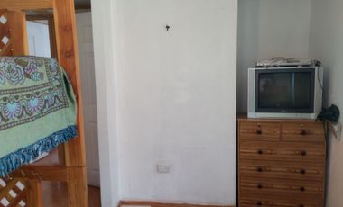 Casa Solida Al Interior De Comunidad Privada, Horcon