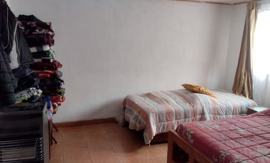 Casa Solida Al Interior De Comunidad Privada, Horcon