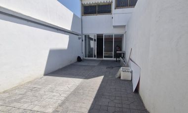 OFICINA O LOCAL EN RENTA SAN MATEO ATENCO SOBRE AVENIDA LERMA