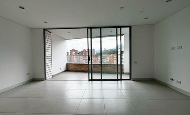 Apartamento en Arriendo Cumbres, Envigado, Antioquia