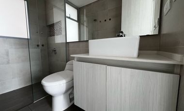 Apartamento en Arriendo Cumbres, Envigado, Antioquia