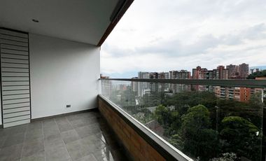 Apartamento en Arriendo Cumbres, Envigado, Antioquia