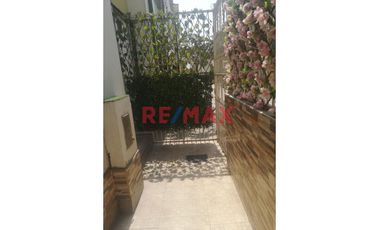 Venta Casa 3 Pisos De 85M2, Carabayllo