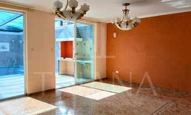 ESPECTACULAR RESIDENCIA DE LUJO CON PISCINA EN  RENTA LA PRIMAVERA - SAN PATRICIO, CUMBAYÁ