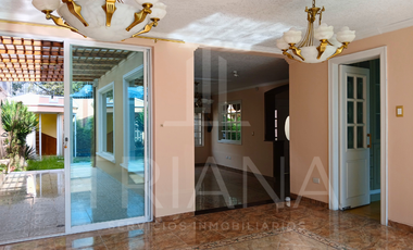 ESPECTACULAR RESIDENCIA DE LUJO CON PISCINA EN  RENTA LA PRIMAVERA - SAN PATRICIO, CUMBAYÁ