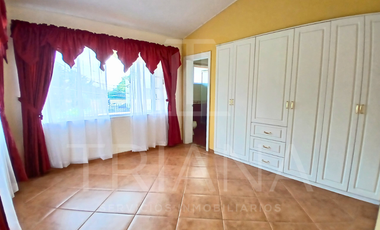 ESPECTACULAR RESIDENCIA DE LUJO CON PISCINA EN  RENTA LA PRIMAVERA - SAN PATRICIO, CUMBAYÁ