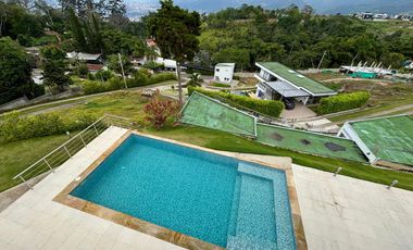 Casa Campestre con vista a la ciudad