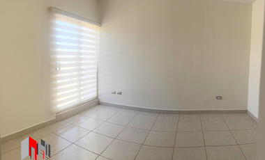 CASA EN RENTA EN EL RELIZ