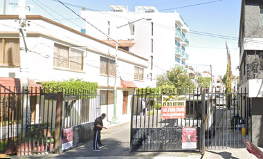 CASA EN REMATE EN JARDIN BALBUENA CDMX