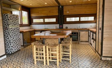 Arriendo de Casa Container en parcela de 5000m² a 25 minutos de Vitacura