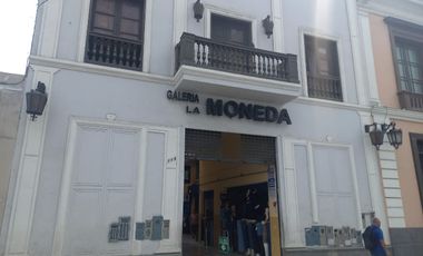 Vendo stand comercial en Galería La Moneda
