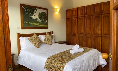 ESPECTACULAR CASA ESQUINERA EN VENTA.