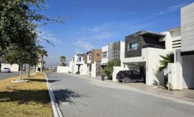 Casa en Venta en Privanzas del Campestre