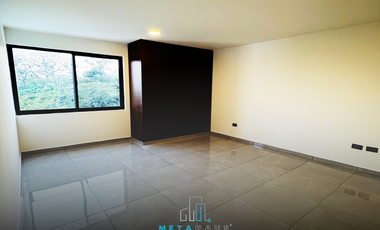 Casa en Renta en Xalapa - 360m² - 4 Recámaras - Roof Garden - $26,000