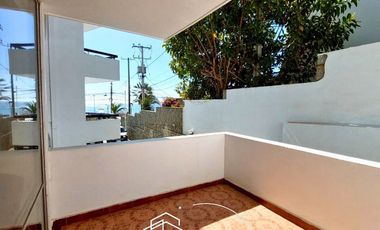 SE VENDE HERMOSO DEPARTAMENTO CON LA MEJOR UBICACION DE ALGARROBO