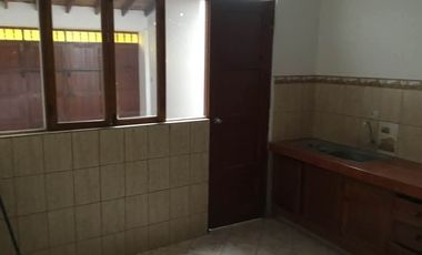 CASA EN ALQUILER - SAN ISIDRO - ICA - A MEDIA CUADRA DE LA AV. SAN MARTIN - EX SUNAFIL