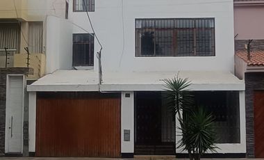 CASA EN ALQUILER - SAN ISIDRO - ICA - A MEDIA CUADRA DE LA AV. SAN MARTIN - EX SUNAFIL