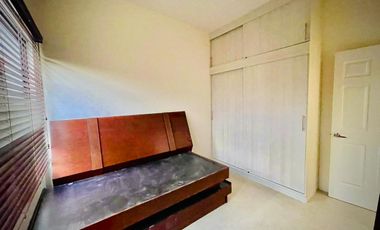 Se Renta de casa en ZIBATA, el CANTO.