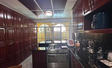 WHITE MANSION FOR SALE NEAR CLARK