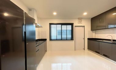#ให้เช่า #เดอะซิตี้ บางนา โครงการใหม่🔰 แต่งสวยหรูหราสไตล์ Modern Luxury 💚⭕️🩵 พร้อมอยู่ ใกล้แหล่งชอบปี้ง เดินทางสะดวก ใกล้ทางด่วน