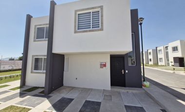 VENTA CASA CALIMAYA