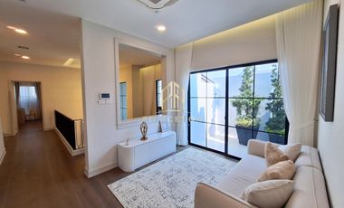 Luxury House For Rent Nantawan Rama 9 New Krungthep Kreetha Near Wellington International School