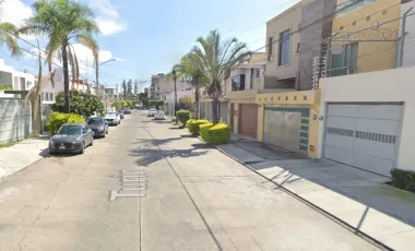 Casa en venta , Providencia 4a. Sección, Guadalajara, Jalisco, México