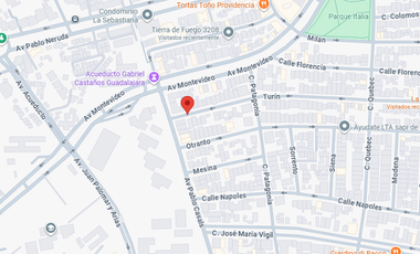 Vive la experiencia de comprar inteligente!! Venta de Casa en Remate Bancario En Av. Turin, Providencia 4a. Sección, Guadalajara, Jalisco, México