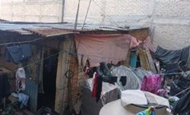 Casa - Terreno para remodelar a precio de Remate (No Bancario)