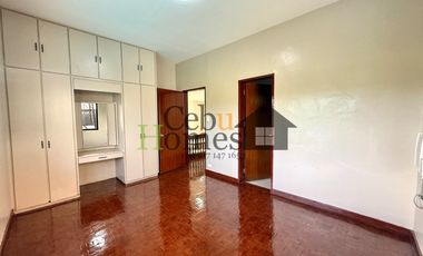 Unfurnished 3 Bedroom Bungalow with Pool in Banilad for Rent