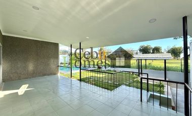 Unfurnished 3 Bedroom Bungalow with Pool in Banilad for Rent