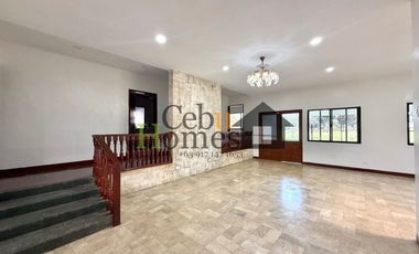 Unfurnished 3 Bedroom Bungalow with Pool in Banilad for Rent