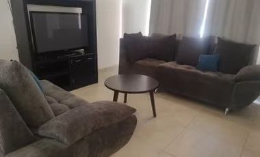 RENTA DE CASA AMUEBLADA  EN CAPELLANIA SALIDA LEON SILAO