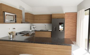 CASA FUNCIONAL CON UNA REC. ABAJO Y DOBLE ALTURA Y AMPLIO JARDIN