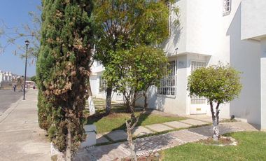 CASA DE 3 RECÁMARAS EN VENTA A UNOS MINUTOS DE CUAUTLA, MORELOS