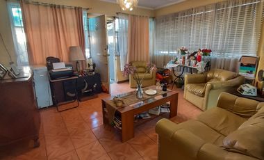 Dos Casa Amplias en Calle Concepcion, Villa Alemana