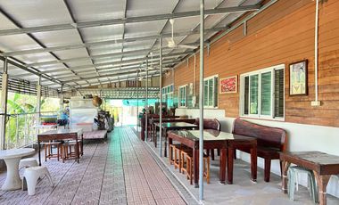 Farmhouse for Sale 4 Rai 1 Ngan 78.5 Sq.wah, Near Irrigation Canal