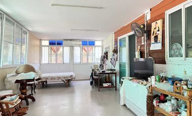 Farmhouse for Sale 4 Rai 1 Ngan 78.5 Sq.wah, Near Irrigation Canal