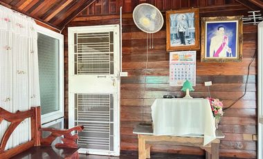 Farmhouse for Sale 4 Rai 1 Ngan 78.5 Sq.wah, Near Irrigation Canal