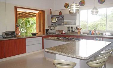 ARRIENDO FINCA EN CHINCHINA LA TORRE  950.000 NOCHE3171627270