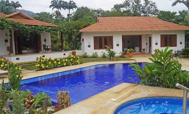 ARRIENDO FINCA EN CHINCHINA LA TORRE  950.000 NOCHE3171627270